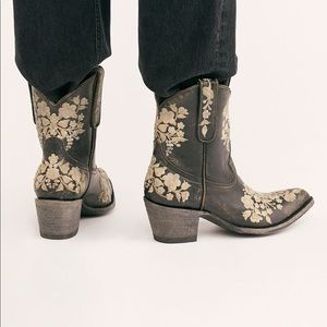 ISO Free People Old Gringo Sole Sora Boots